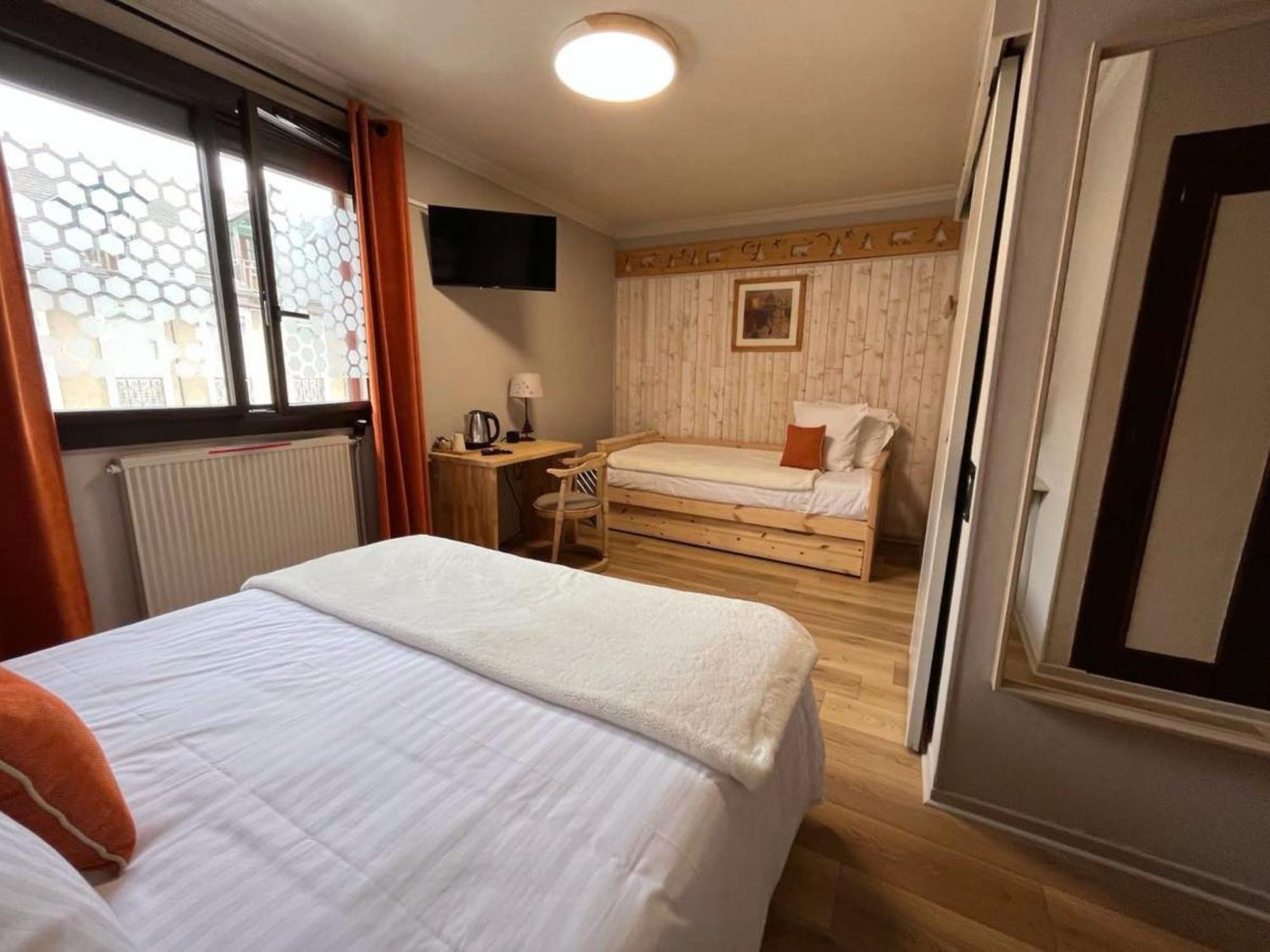 Saint-Mamet Hotel La Rencluse מראה חיצוני תמונה