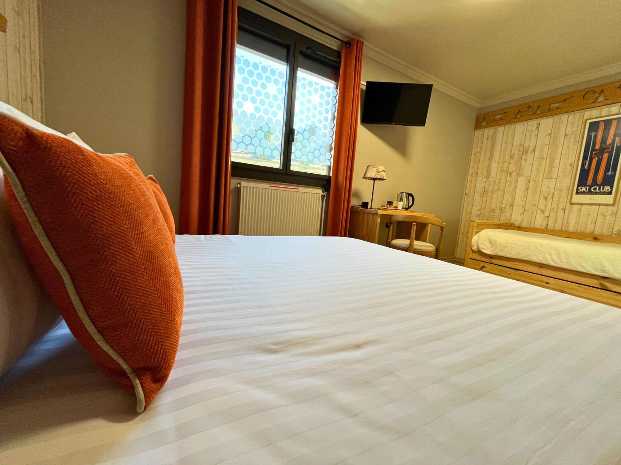 Saint-Mamet Hotel La Rencluse מראה חיצוני תמונה